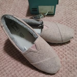TOMS Women's Alpargata Pale Mauve Two Tone Felt/Faux Fur 8(W)